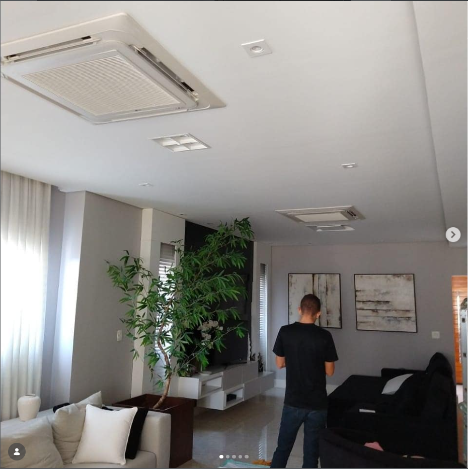 Instalação de Ar Condicionado Cassete em Sala de Estar
